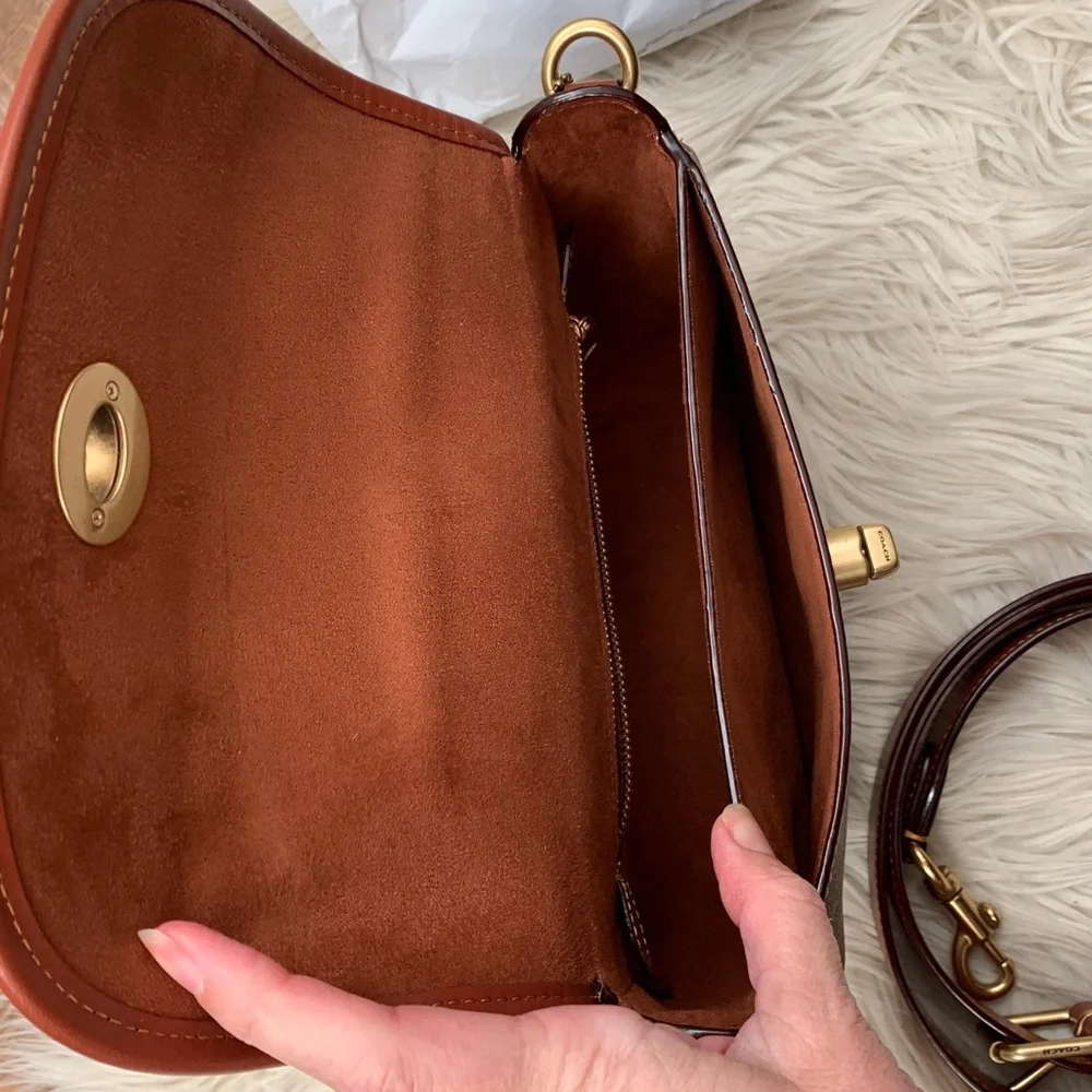 Coach Willow Saddle Bag Signature B4/ Tan Rust - Picture 15 of 16